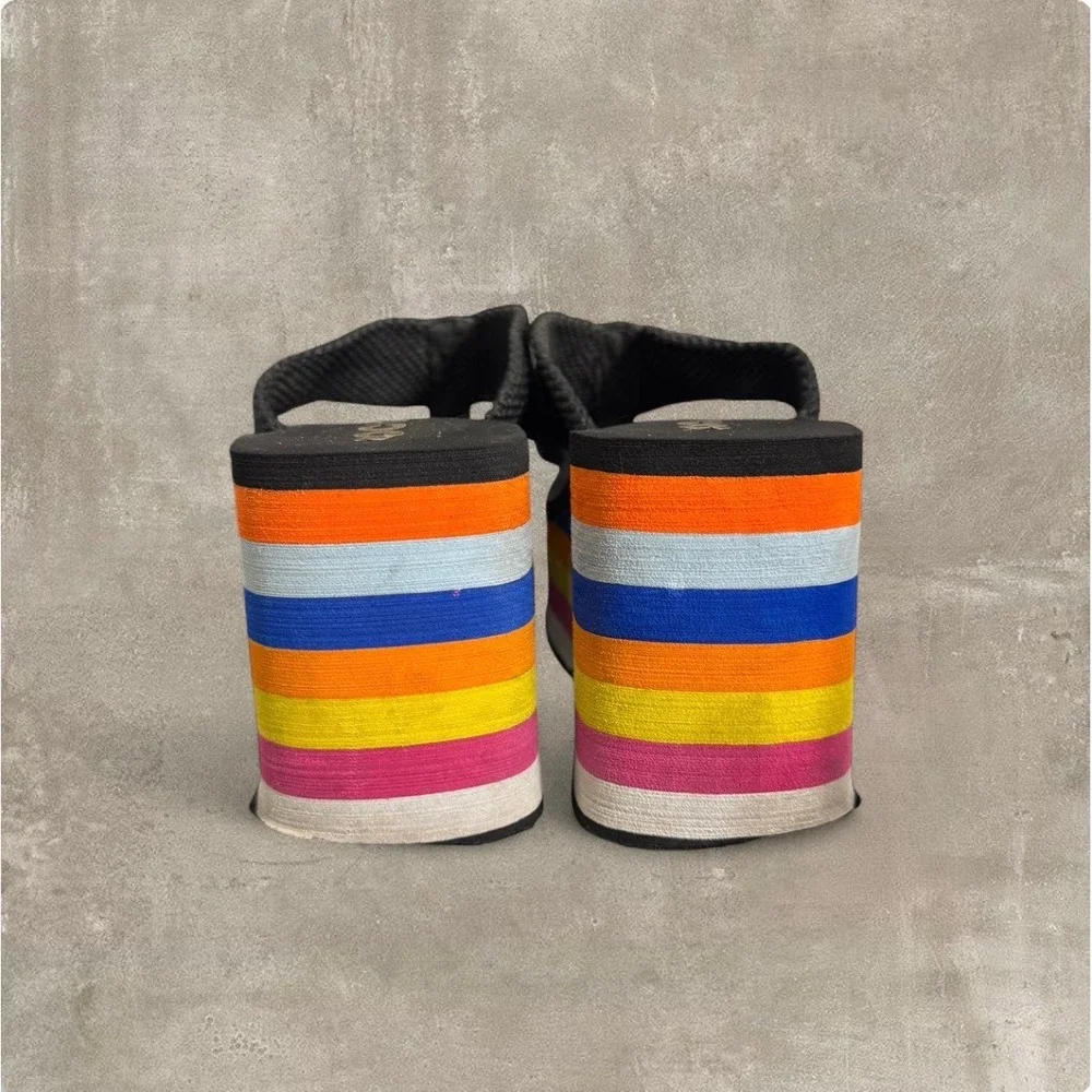 Rocket Dog rainbow platform flip flops size 9 Y2K‎ chunky wedges